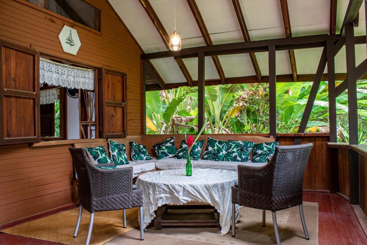 Chalet Y Cabinas Hibiscus Cahuita Kültér fotó