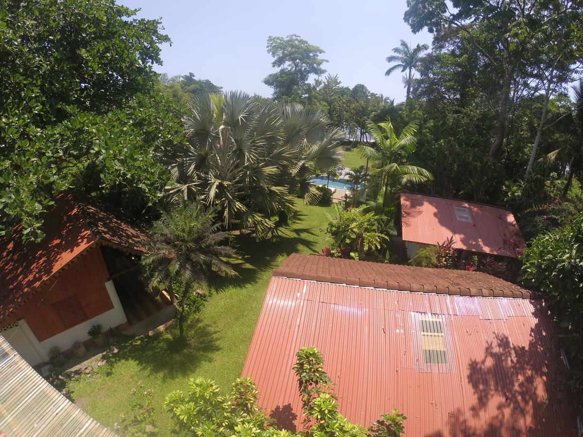 Chalet Y Cabinas Hibiscus Cahuita Kültér fotó