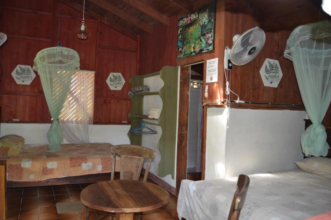 Chalet Y Cabinas Hibiscus Cahuita Kültér fotó