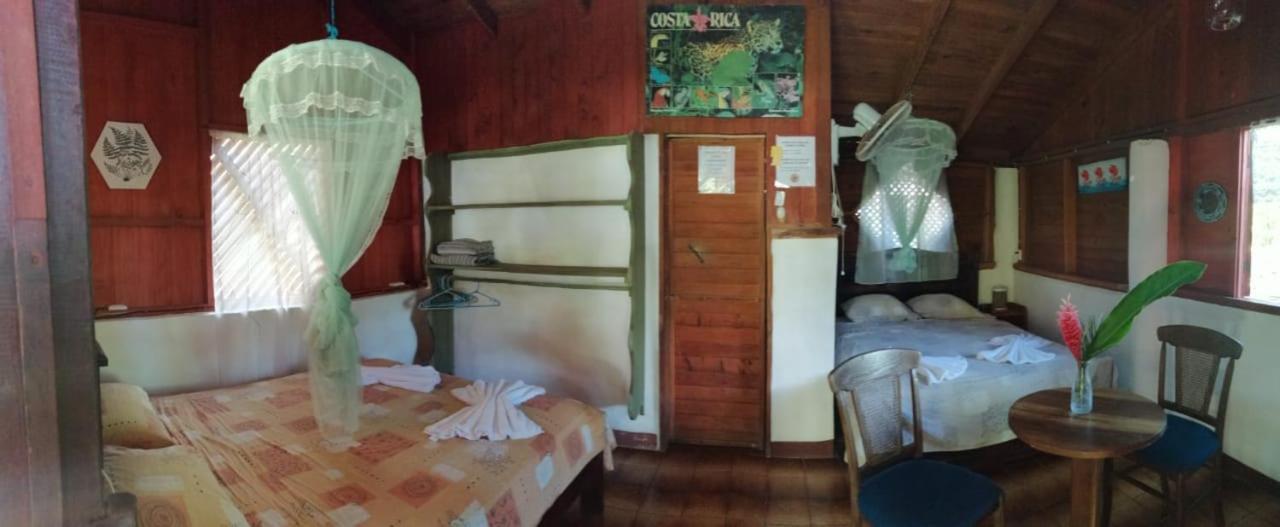 Chalet Y Cabinas Hibiscus Cahuita Kültér fotó