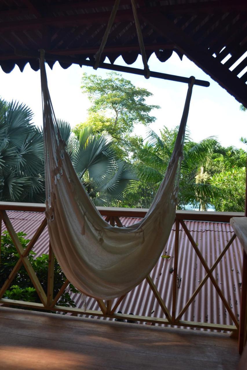 Chalet Y Cabinas Hibiscus Cahuita Kültér fotó